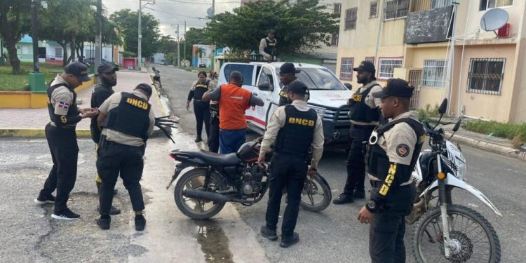 Agentes de la DNCD tienen 929 personas y ocupan más de 351 mil gramos