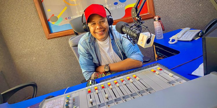 DJ Jota se adueña de la radio tropical del Cibao