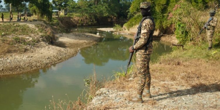 Comandante General del Ejército recorre diversas zonas de la frontera dominico-haitiana