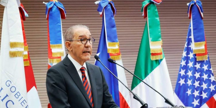 Mescyt abre convocatoria para las becas internacionales 2025