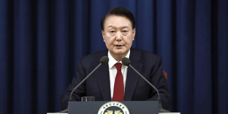 Las autoridades detienen al presidente surcoreano Yoon Suk-yeol