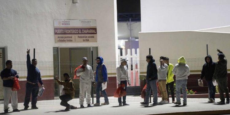 Dominicanos entre los detenidos en las primeras redadas antiinmigrantes de Trump