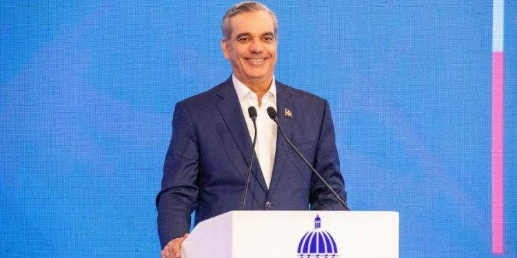 Presidente Abinader agradece a Marco Rubio por elogios a República Dominicana