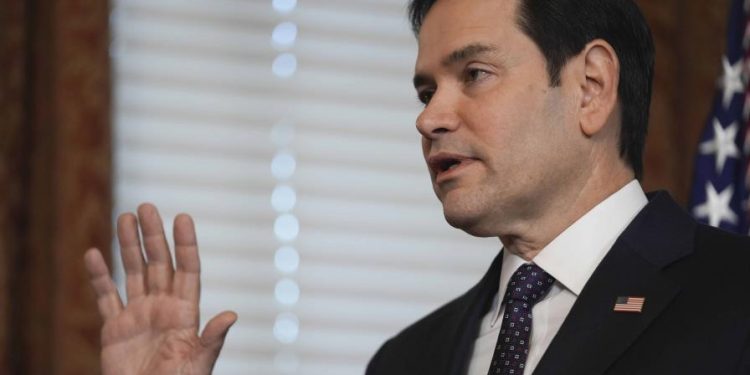 La migración ilegal, el tema principal de la agenda de Marco Rubio en su viaje a RD y otros países