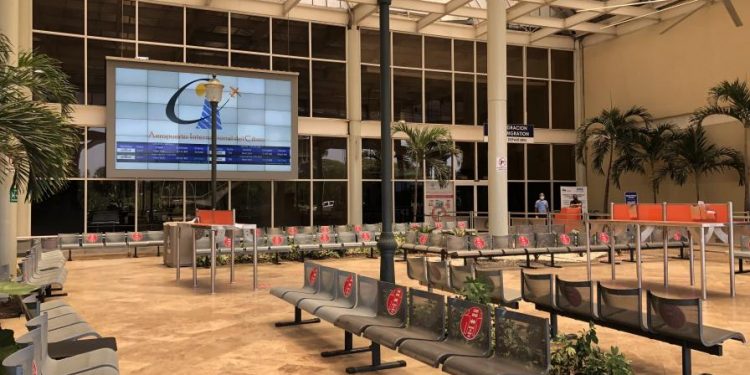 Dos aviones no pudieron aterrizar en el aeropuerto Cibao por densa niebla