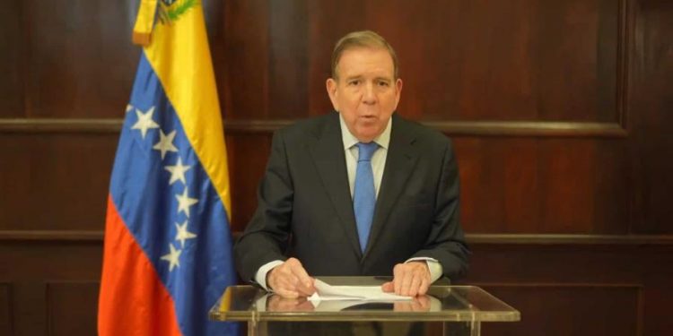 Edmundo González partirá de RD este martes en medio de especulaciones sobre su futuro político