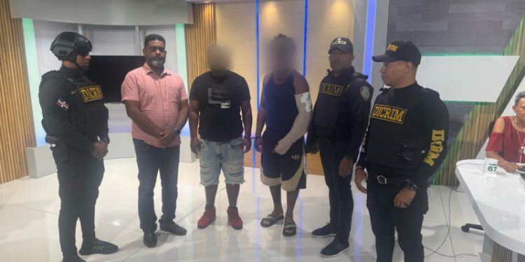 Se entregan dos hombres acusados de matar a otro en Pizarrete