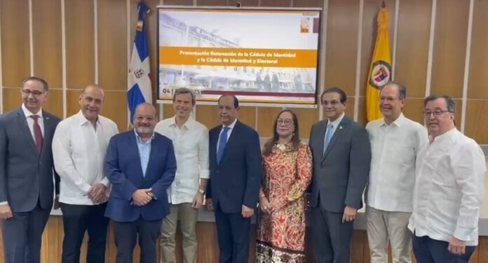 JCE presenta en Santiago el proyecto de renovación de la cédula de identidad y electoral
