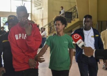 Aplazan medida de coerción contra acusados de seducir a través de Free Fire a menores en Santiago