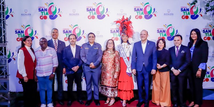 Santiago presenta su Carnaval 2025 como el mejor del país