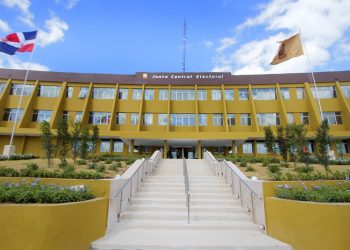 JCE otorga plazo y fija reunión con organizaciones políticas para propuesta de ley que regulará candidaturas independientes