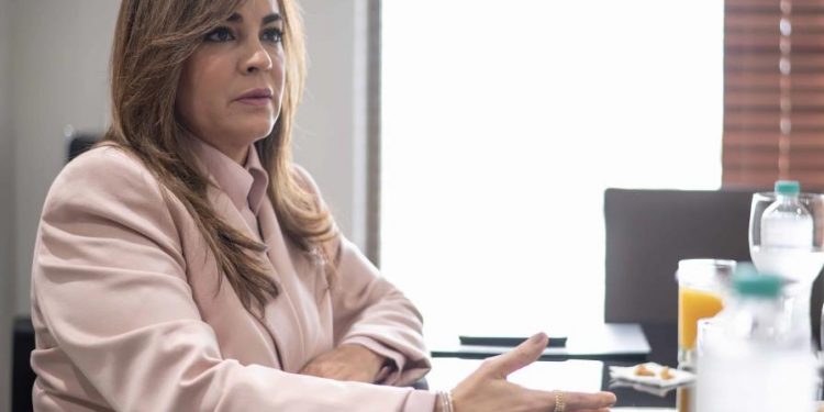 Empresarios preparan propuesta de aumento salarial para el sector privado no sectorizado