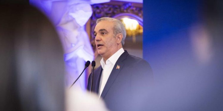 Lucha contra la corrupción: el trayecto de Abinader