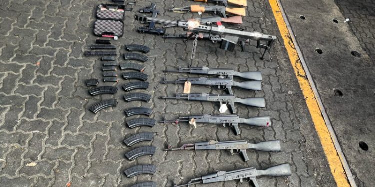 En tres años, Aduana ha sometido 76 casos y ha logrado ocho sentencias por tráfico de armas