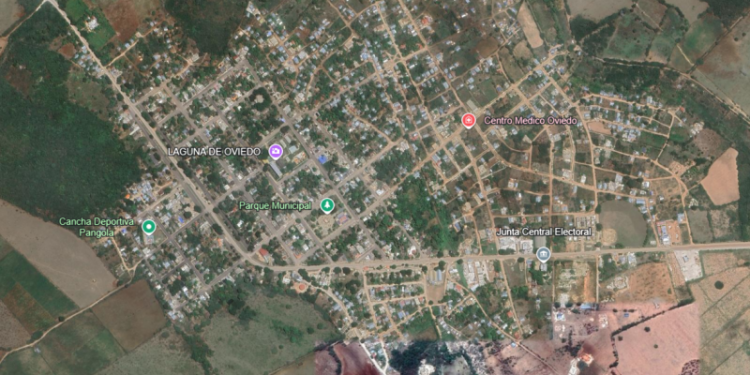 Inversionistas estadounidenses estudian instalar un centro de cohetes satelitales en Oviedo