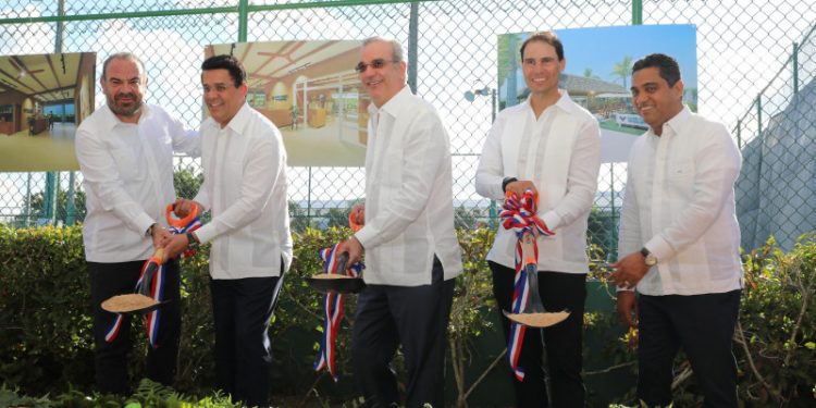 Inauguran primer hotel ZEL en Punta Cana, con respaldo de Rafael Nadal