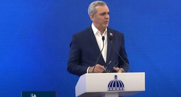 Abinader aboga por mejorar seguridad en cárceles tras muertes de mujeres en visitas conyugales