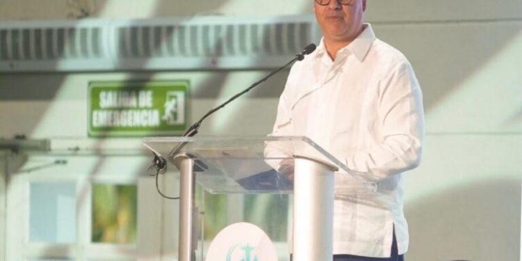 Director del IDAC destaca aportes de la aviación civil a la economía dominicana