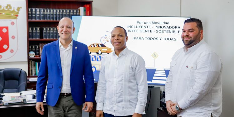 INTRANT y Alcaldía de Santiago avanzan en el Plan de Seguridad Vial 2025-2030