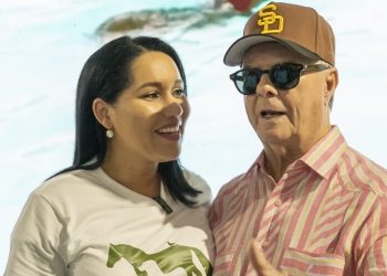 Hipólito insta al presidente Abinader entregar terrenos para la Ciudad de los Animales de Fundación LASO