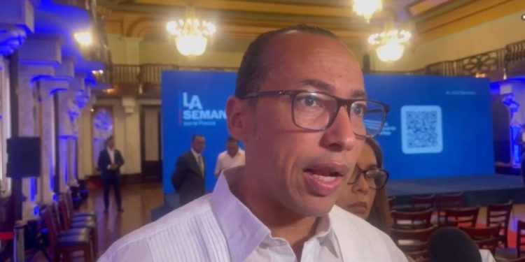 Director de Pasaportes dice evalúan opciones viables para trasladar oficina