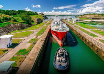 Empresa honkonesa vende sus acciones del Canal de Panamá