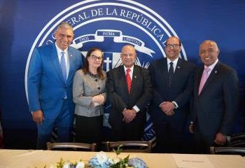 El Consulado Dominicano en Nueva York reconoce al doctor Rafael Lantigua