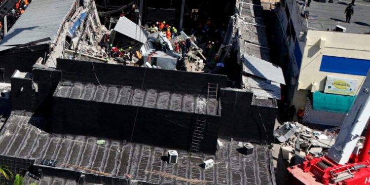 Rescatistas israelíes se suman a labores tras colapso de discoteca Jet Set