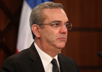 Abinader asistirá el domingo a misa en polideportivo de Haina