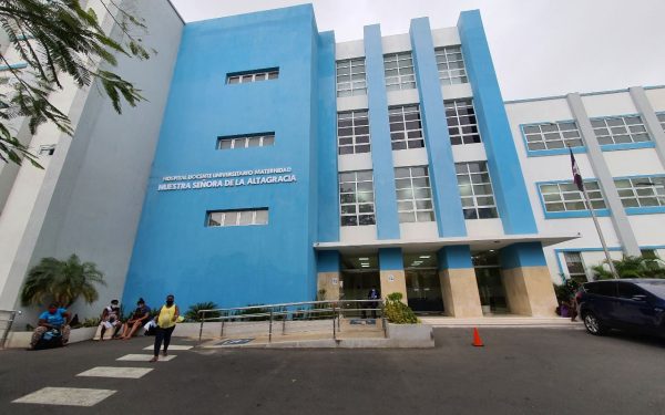 Desde hoy entra en vigor protocolo para atención a pacientes extranjeros en hospitales públicos