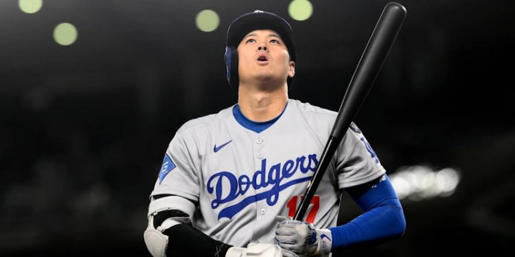 Shohei Ohtani se ausenta de juego de los Dodgers en espera de nacimiento de su primer hijo