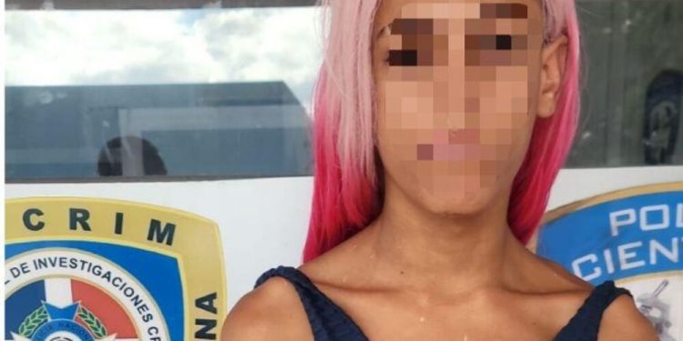 Policía apresa a “La Furiosa” por robo de abanicos en Car Wash de Santiago