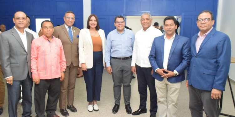 Alcaldía de Santiago celebra el Día Nacional del Periodista con emotivo cóctel en honor a los comunicadores