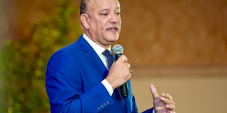 Alcalde de Santiago se apresta a cumplir medidas migratorias del presidente Abinader