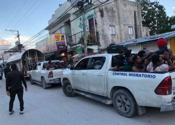Migración afirma que ha deportado a 14,874 haitianos indocumentados en marzo