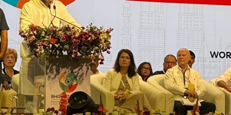 Hipólita Mejía: El mundo vive una gran incertidumbre que se traduce en el incremento de la desigualdad social y el debilitamiento de la ciudadanía