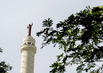 MONUMENTO A LOS HEROES DE LA RESTAURACION CONMEMORA EL 81 ANIVERSARIO DEL PRIMER PICAZO PARA SU CONSTRUCCIÓN CON LA EXPOSICIÓN FOTOGRAFICA