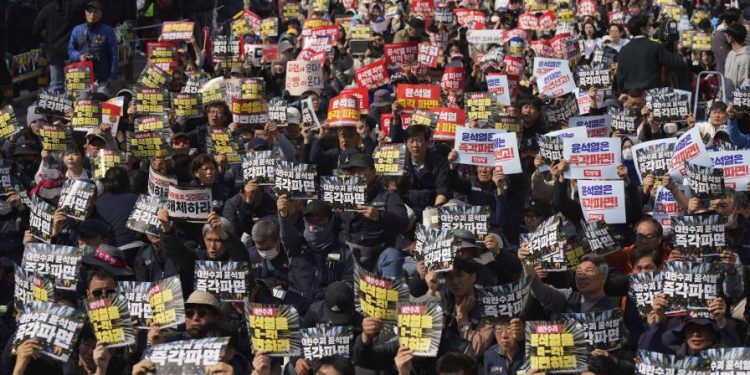 Destituyen al presidente surcoreano Yoon Suk-Yeol por declaración fallida de ley marcial