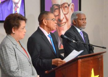 De los presidenciables del PLD, solo Francisco Javier se inscribió dentro del plazo