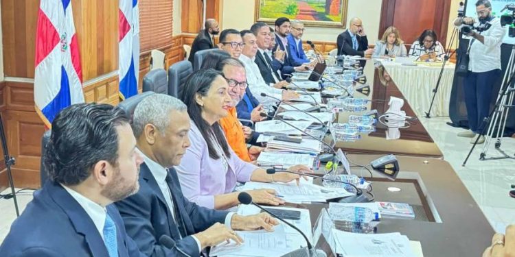 Postulantes a la Cámara de Cuentas apuestan por trabajo en equipo