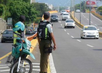 En el país, solo se paga una de cada tres multas generadas por tránsito