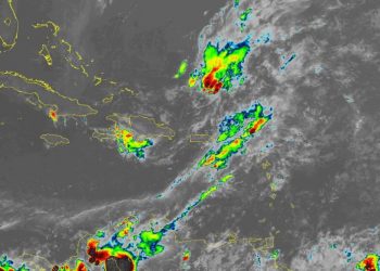Vaguada comenzará a alejarse este sábado, pero se esperan lluvias moderadas