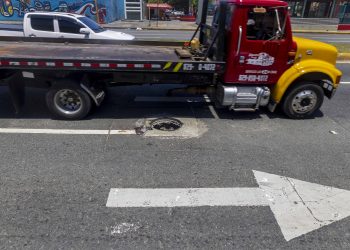 El robo de tapas en las calles: un peligro urbano