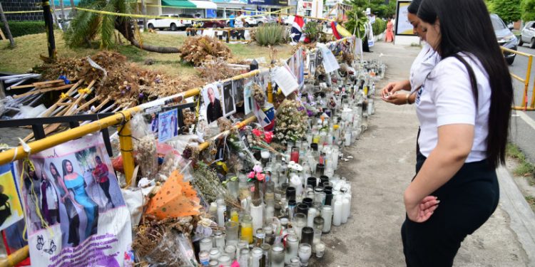 Padres de abogada ayudante de la Corte de Apelación de Santo Domingo fallecida en tragedia se querellan contra Jet Set