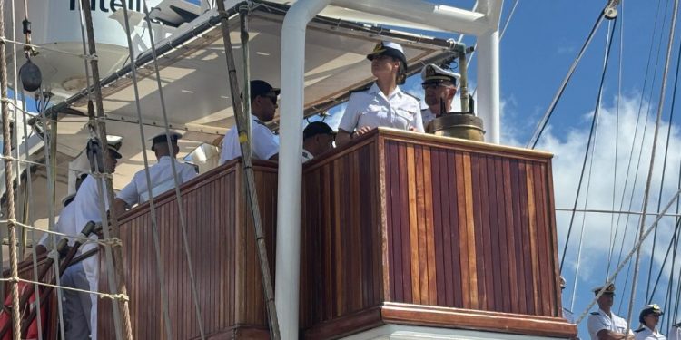 Princesa Leonor arriba a Santo Domingo a bordo del buque escuela Juan Sebastián de Elcano
