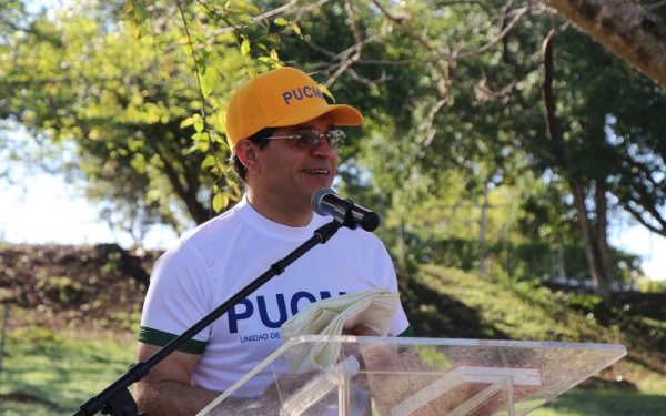 Pucmm en Santiago celebra Día del Árbol con siembra de plantas