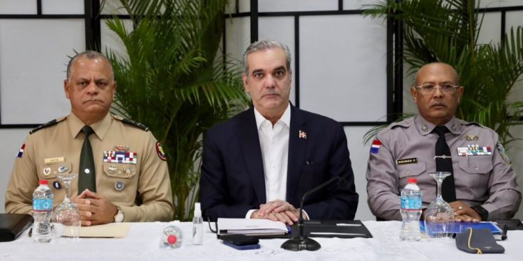 Presidente Abinader encabeza reunión de seguimiento al Plan de Seguridad Ciudadana