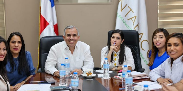 Más de 50 instituciones apoyan a Ricardo Fondeur para presidir el Consejo para el Desarrollo Estratégico de Santiago