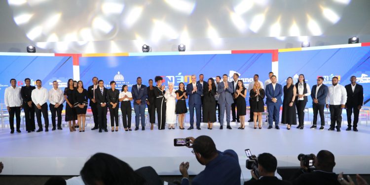 Presidente Abinader resalta rol transformador de la juventud en la ética y la transparencia