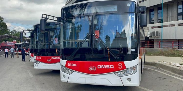 OMSA se integra al Sistema de Transporte de Santiago con 39 autobuses y tarifa única de RD$35